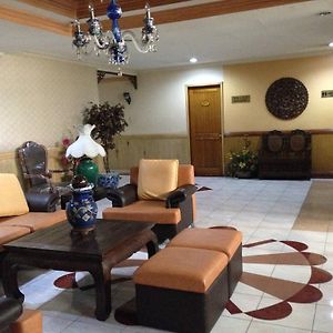 Pearlmont Hotel